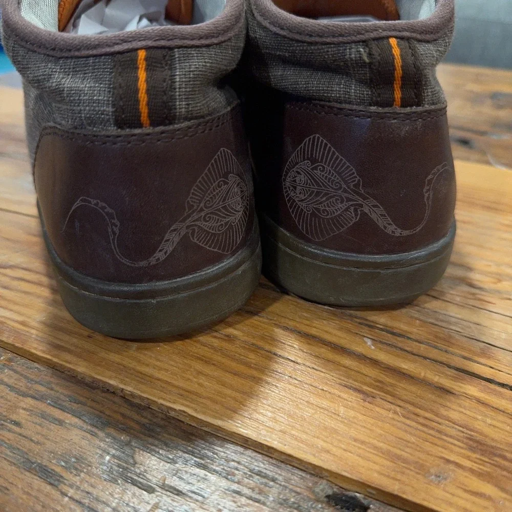 Olukai Mens Nana Hele Chukka Boots Size 11 Brown Leather Textile Stingray Detail